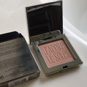 Laura Mercier Soleil Matte Veil Powder